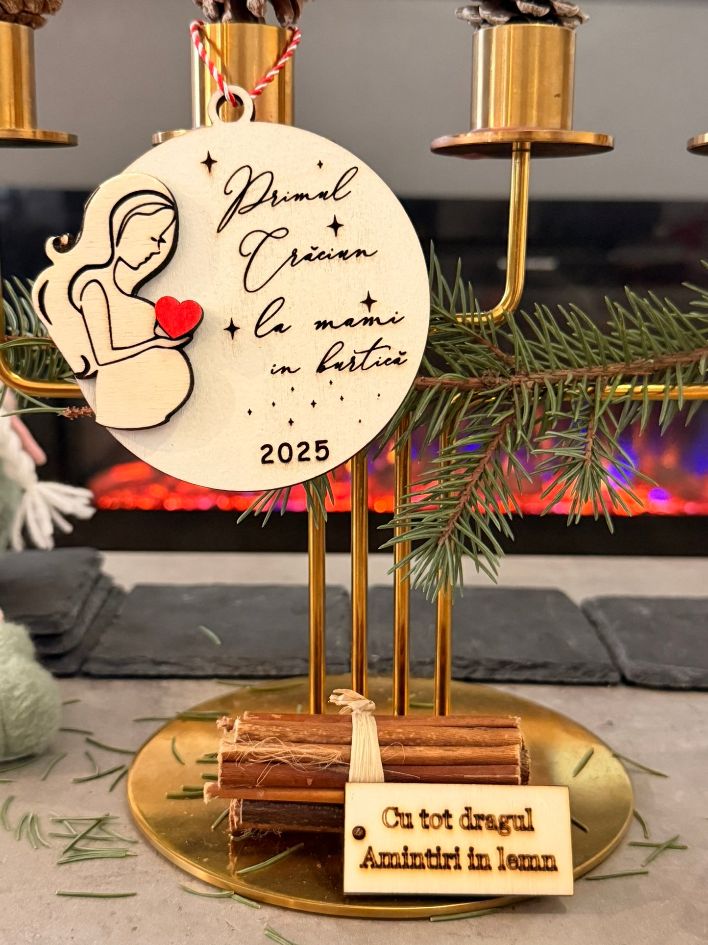 Glob ”Primul Crăciun la mami în burtică”