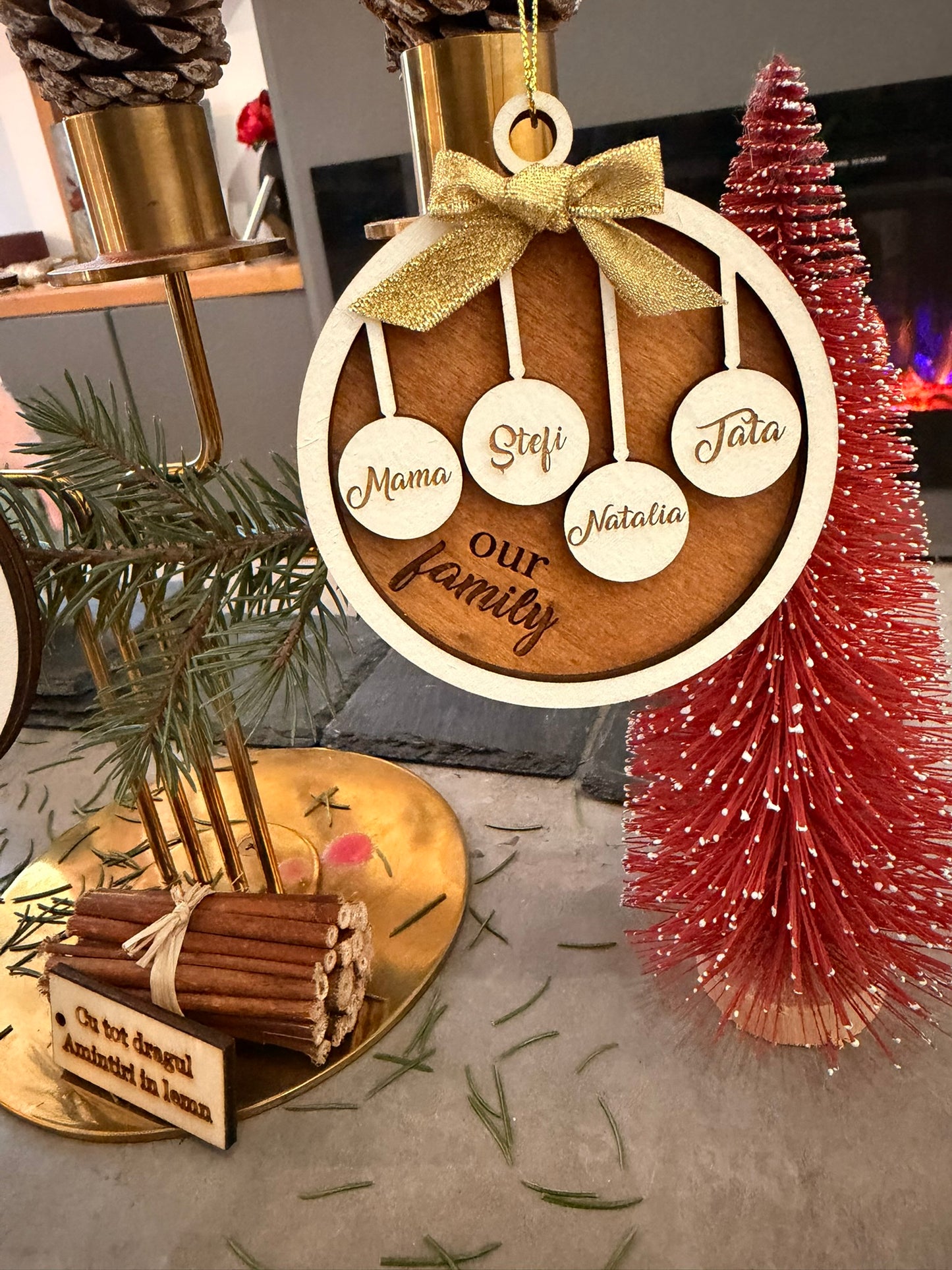 Glob „Our Family” – Inima Sărbătorilor în Casa Voastră