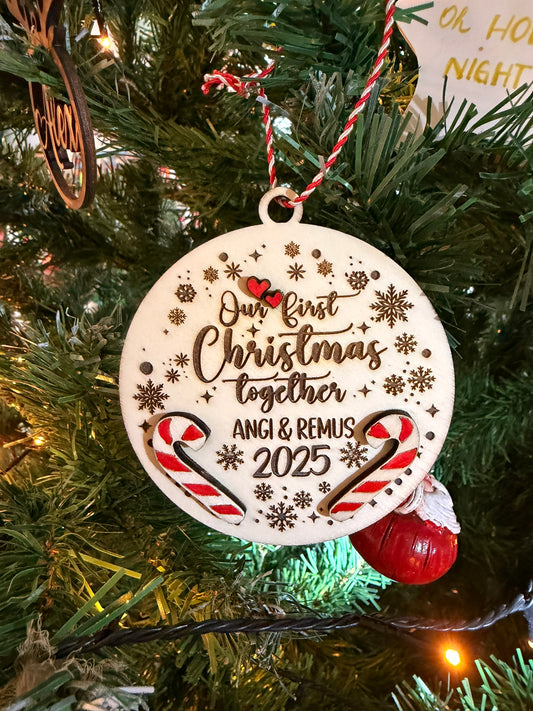 Glob personalizat „Primul Crăciun împreună”